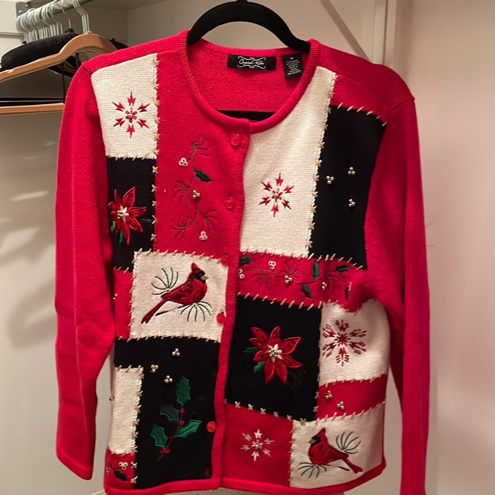 Crystal Kobe Christmas cardigan. Size M